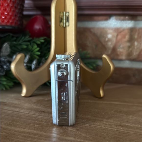 Kodak Easyshare M1063 10.3 MP Digital Camera with 3xOptical Zoom (Silver)FINAL - Picture 6 of 6